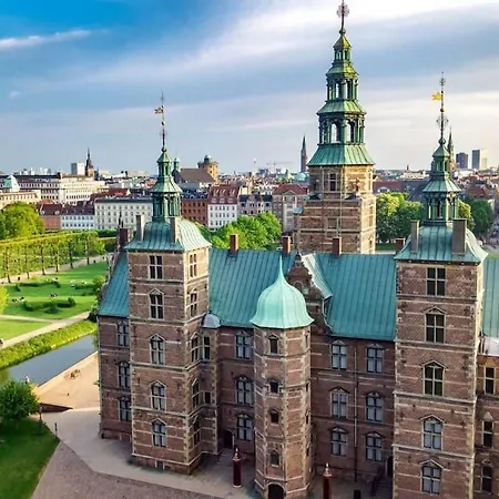 Spacious Double-apartment For 10 In Cph Center Appartement Copenhague