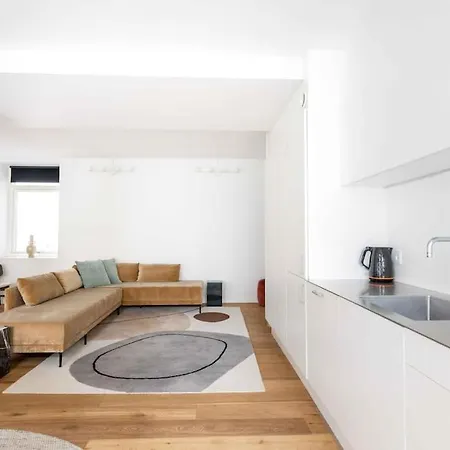 Spacious Double-Apartment For 10 In Cph City Center *