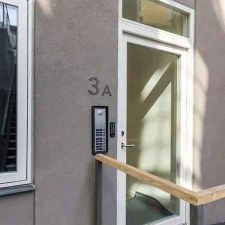 Spacious Double-Apartment For 10 In Cph City Center *