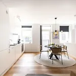 Spacious Double-apartment For 10 In Cph Center Apartament Kopenhaga