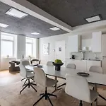 Spacious Double-apartment For 10 In Cph Center Apartament *