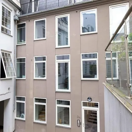 Spacious Double-apartment For 10 In Cph Center *