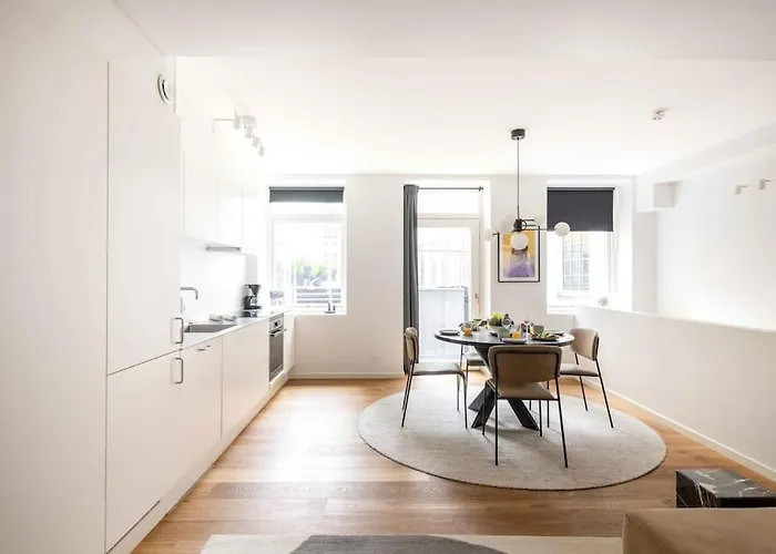 Spacious Double-apartment For 10 In Cph Center Apartamento Copenhague