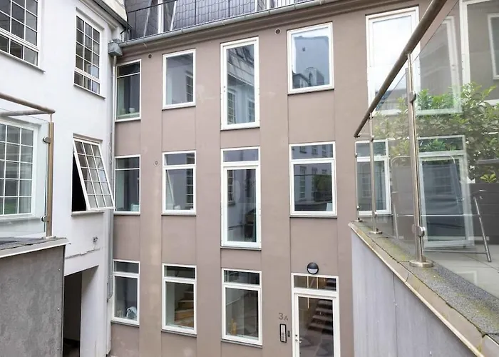 Spacious Double-apartment For 10 In Cph Center *