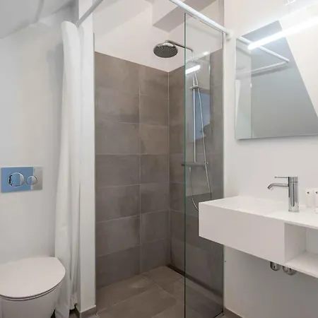 Apartmán Spacious Double-apartment For 10 In Cph Center